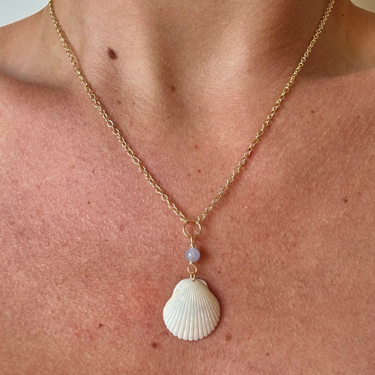 abaco necklace - white scallop
