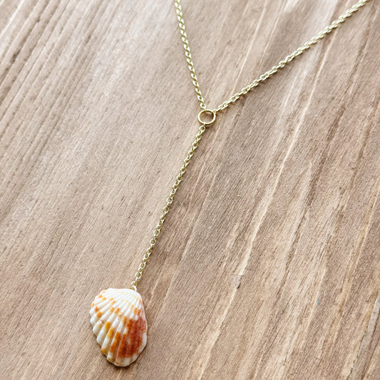 broad ribbed cartidid drop necklace