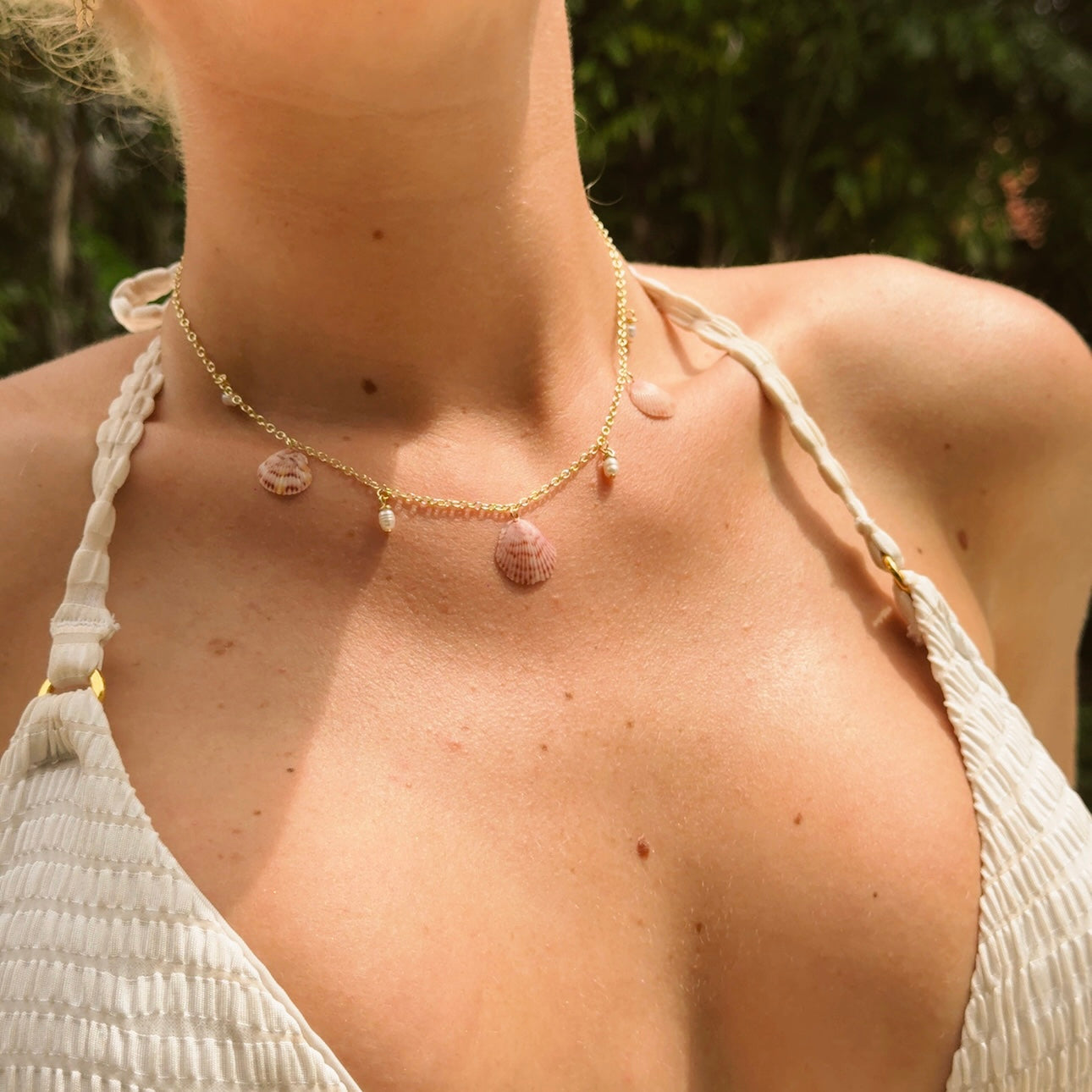 scallop shell charm necklace