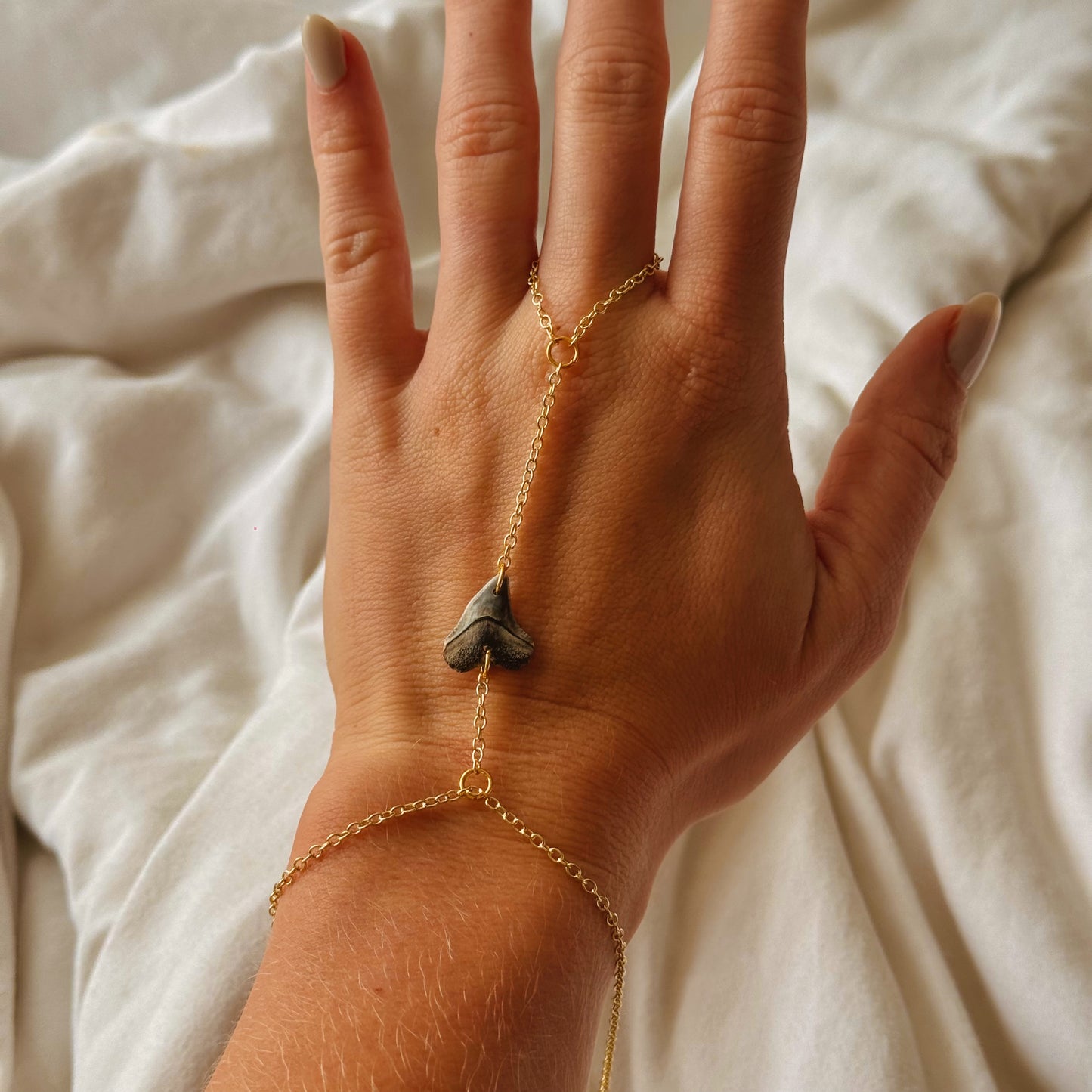bull shark hand chain