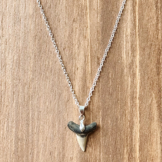 juno necklace - lower bull