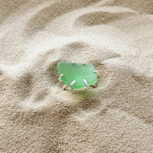 adjustable sea glass ring - green
