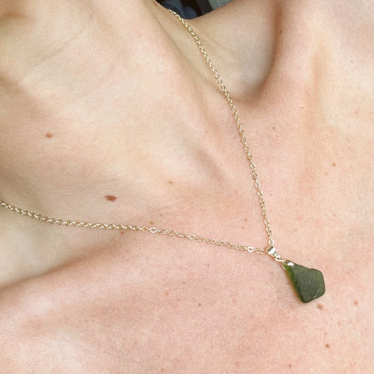 siren necklace - dark olive green