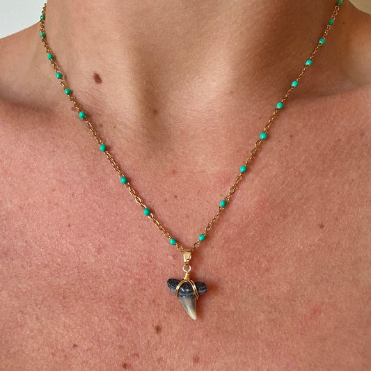 aruba necklace - lemon shark