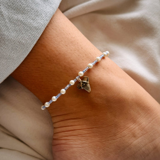 shark tooth anklet - periwinkle and pearl