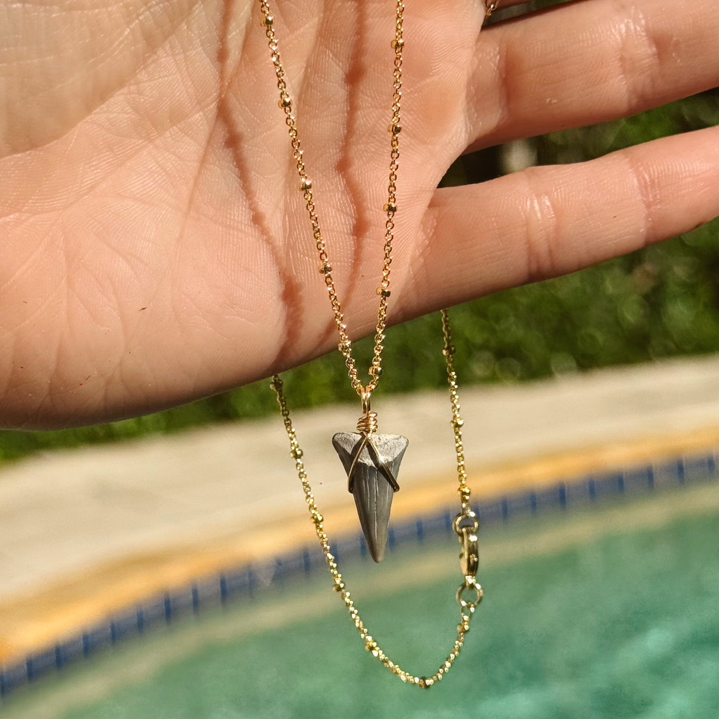 lower great white satellite necklace