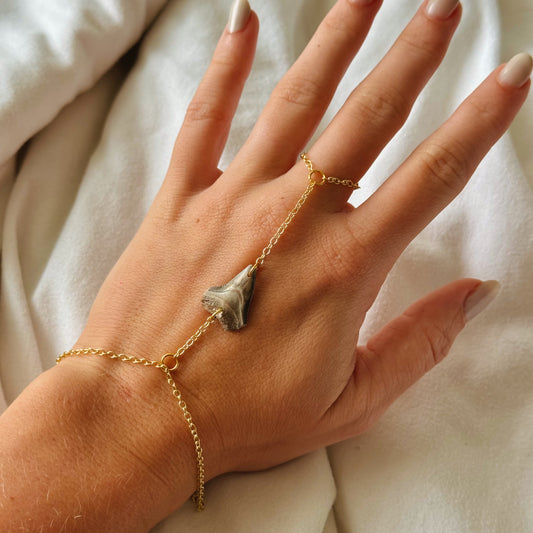 bull shark hand chain