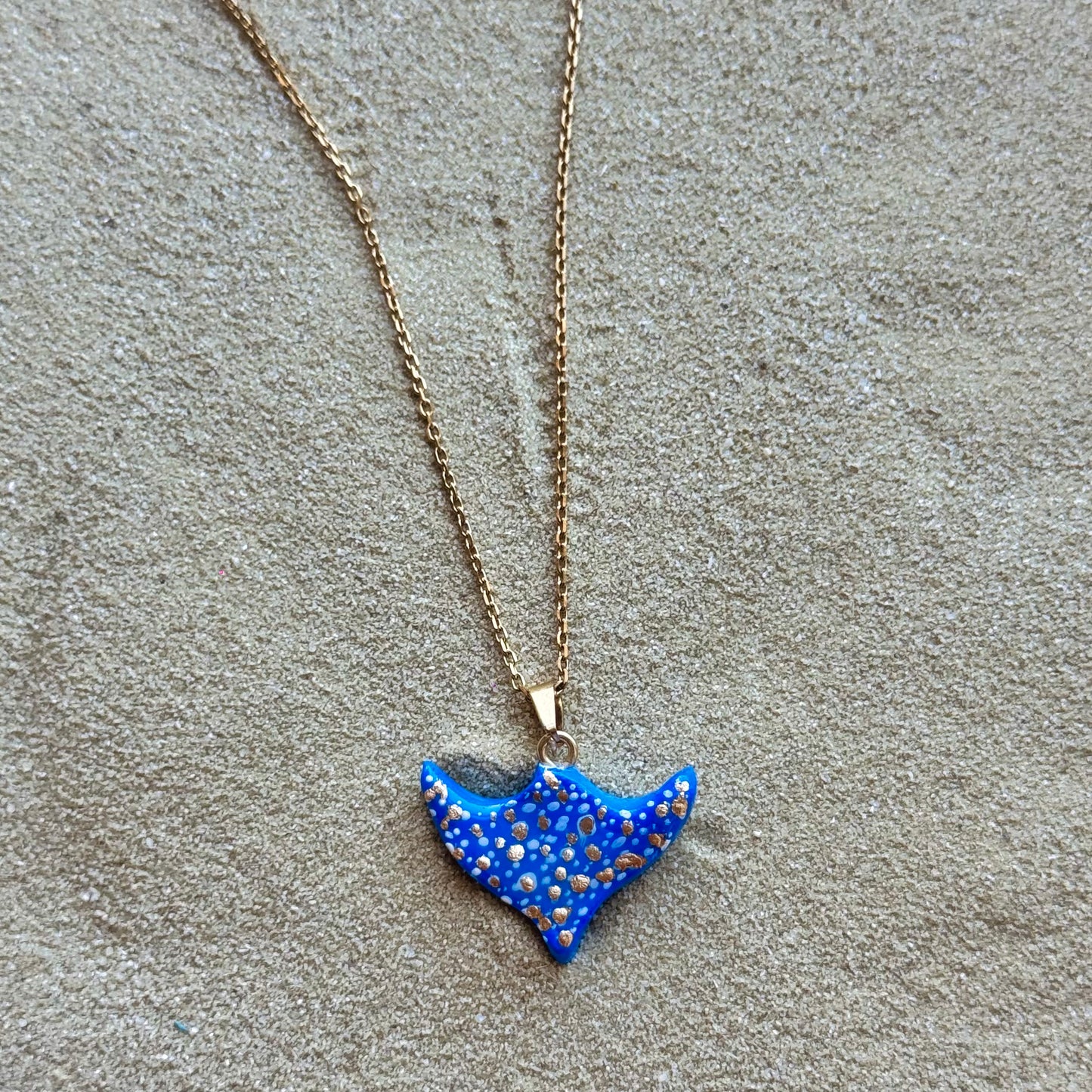 manta ray necklace