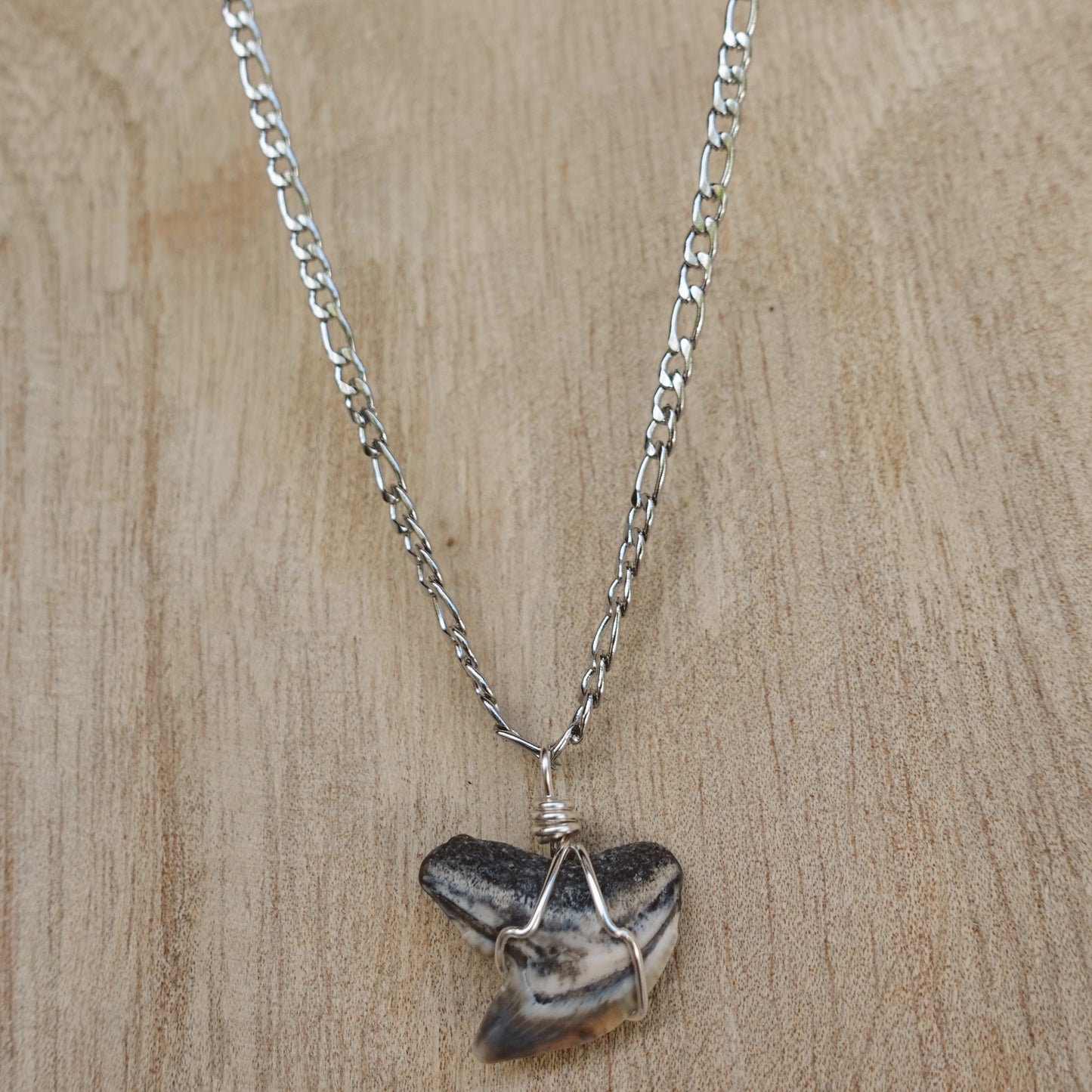 men’s tiger shark necklace