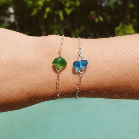 silver seaglass bracelet - clear