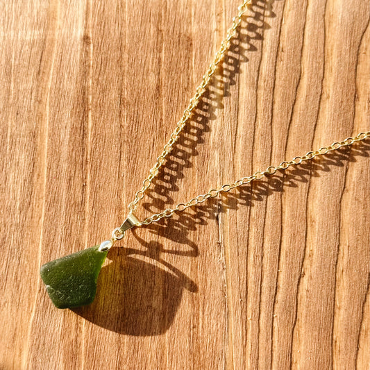 siren necklace - dark olive green