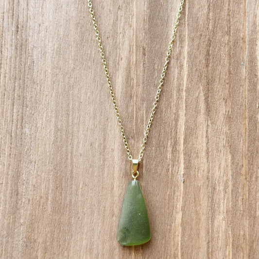 siren necklace - olive