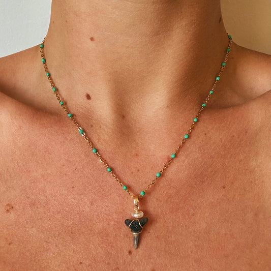 aruba necklace - sand tiger