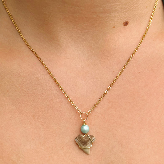 swell necklace - aqua bull