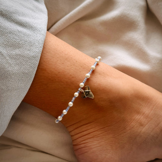 shark tooth anklet - periwinkle and pearl
