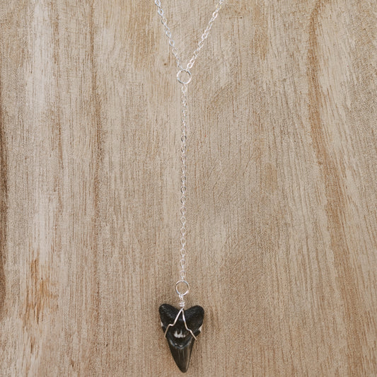 silver bullshark drop necklace