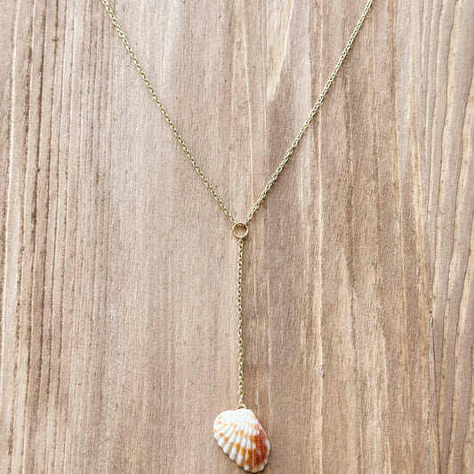 broad ribbed cartidid drop necklace