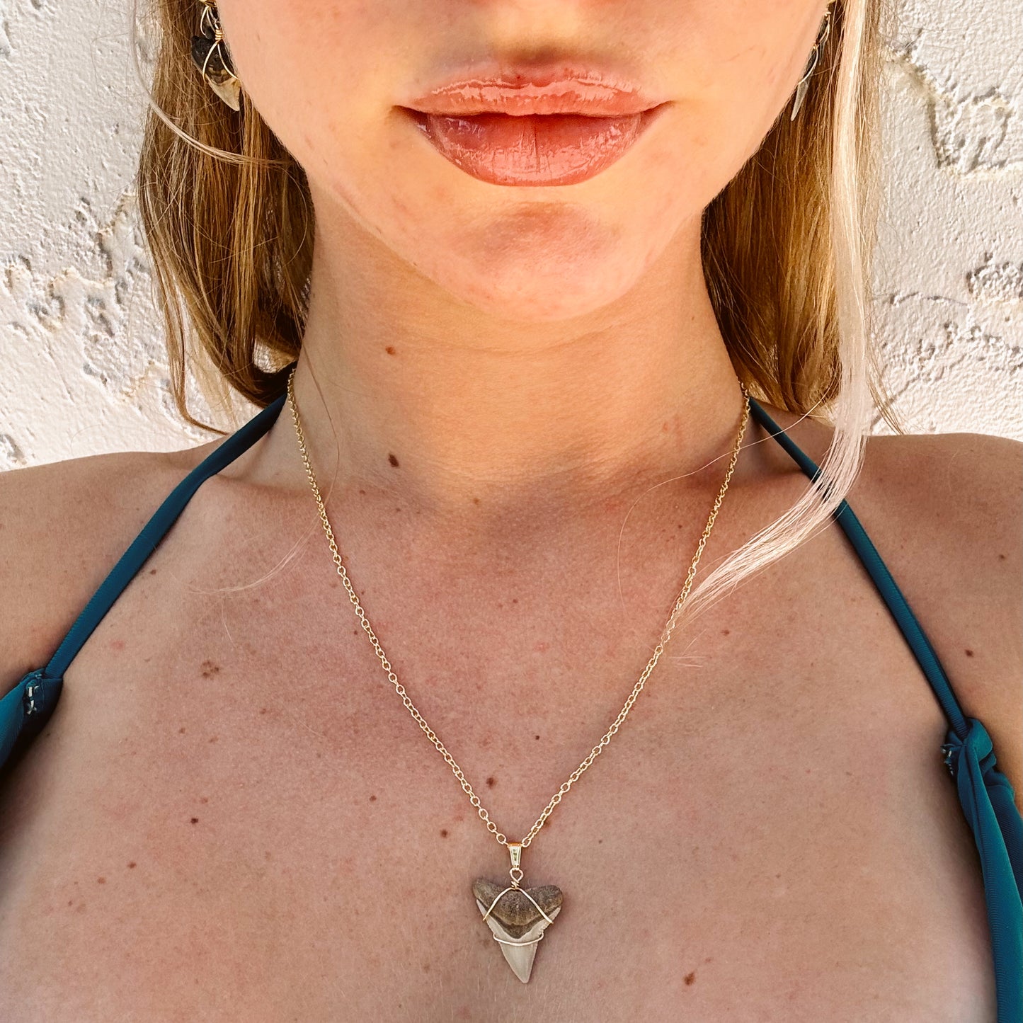 bullshark pendant necklace