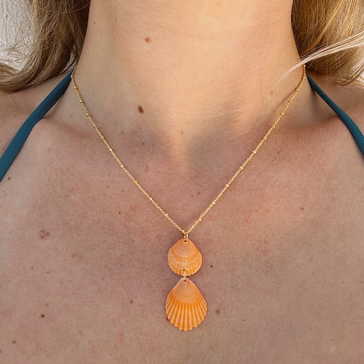 double scallop drop necklace